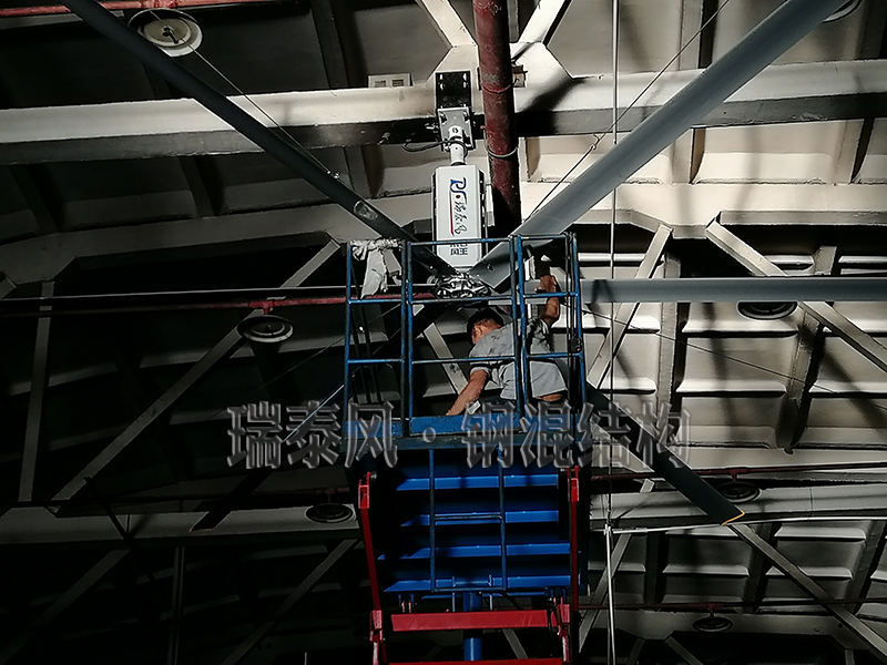 深圳工業(yè)大風(fēng)扇廠家瑞泰風(fēng)安裝案例 深圳工業(yè)大風(fēng)扇廠家瑞泰風(fēng)安裝案例