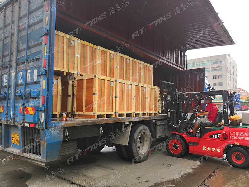 車間用工業(yè)風扇廠家瑞泰風正在出貨 車間用工業(yè)風扇廠家瑞泰風正在出貨