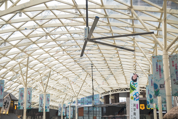 瑞泰風(fēng)廠房通風(fēng)降溫設(shè)備廠家案例圖 瑞泰風(fēng)廠房通風(fēng)降溫設(shè)備廠家案例圖