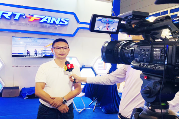 大型節(jié)能風扇品牌廠家瑞泰風展會現(xiàn)場實拍圖 大型節(jié)能風扇品牌廠家瑞泰風展會現(xiàn)場實拍圖