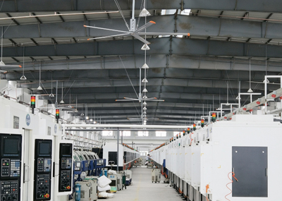 重慶大型節(jié)能工業(yè)風(fēng)扇安裝案例 重慶大型節(jié)能工業(yè)風(fēng)扇安裝案例